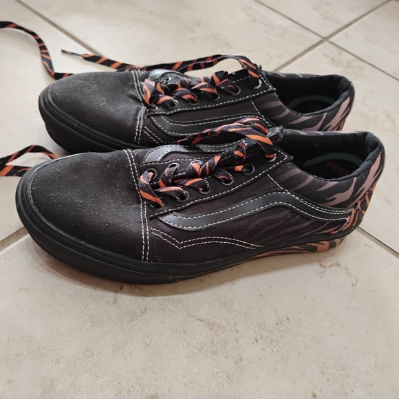 Vans ComfyCush Old Skool Project Cat Tiger Fade Black - Picture 2 of 8